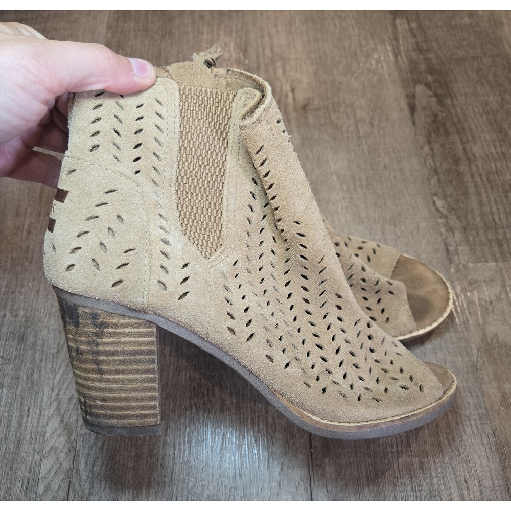 TOMS MAJORCA PEEP TOE BOOTIES 7.5